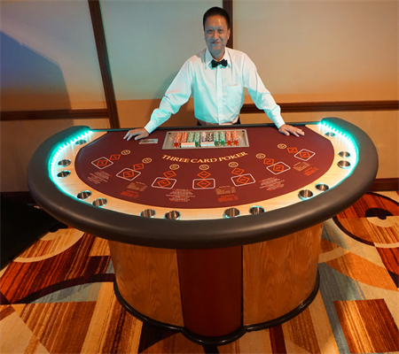 Đánh Bài Texas Hold'em: Chi Phí Cơ Hội Và Sự Khôn Ngoan Trong Quyết Định